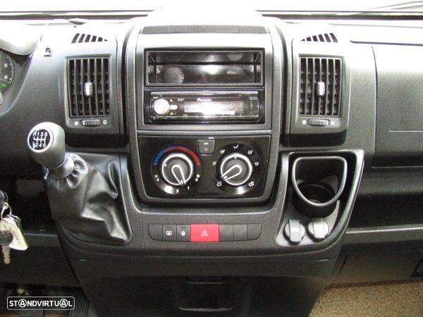 Pilote Essential P650 Cama Central - 16