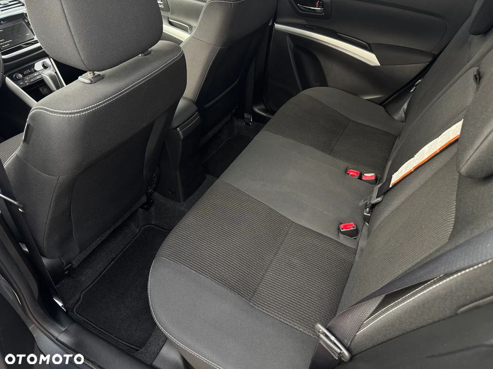 Suzuki SX4 S-Cross 1.0 T Premium - 11