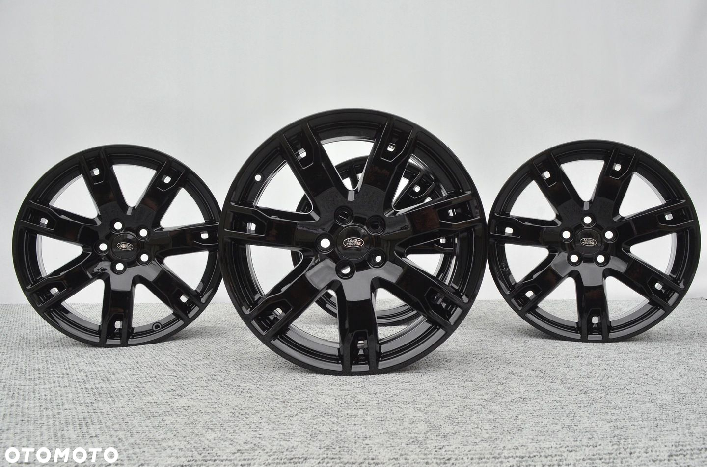 Felgi 8x18 5x108 Land Rover Range Evoque Velar Freelander 2 Discovery Sport - 11