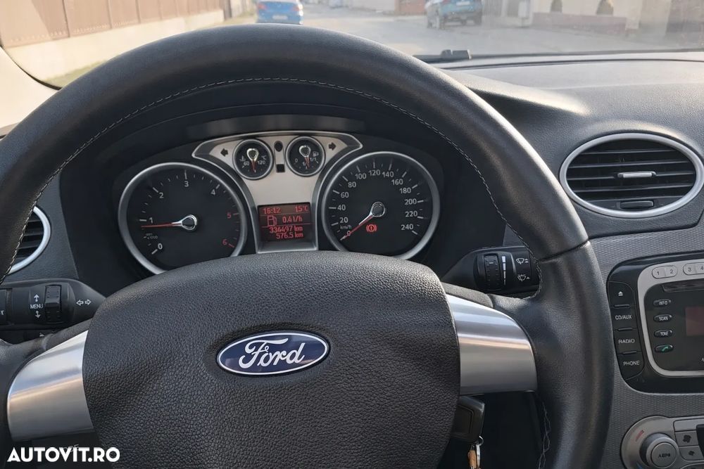Ford Focus 1.8 TDCI Titanium - 4