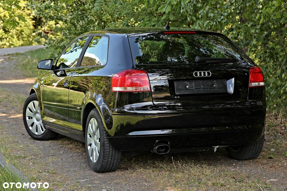 Audi A3 3-drzwiowe 1.6 S Line Sportpaket plus - 10