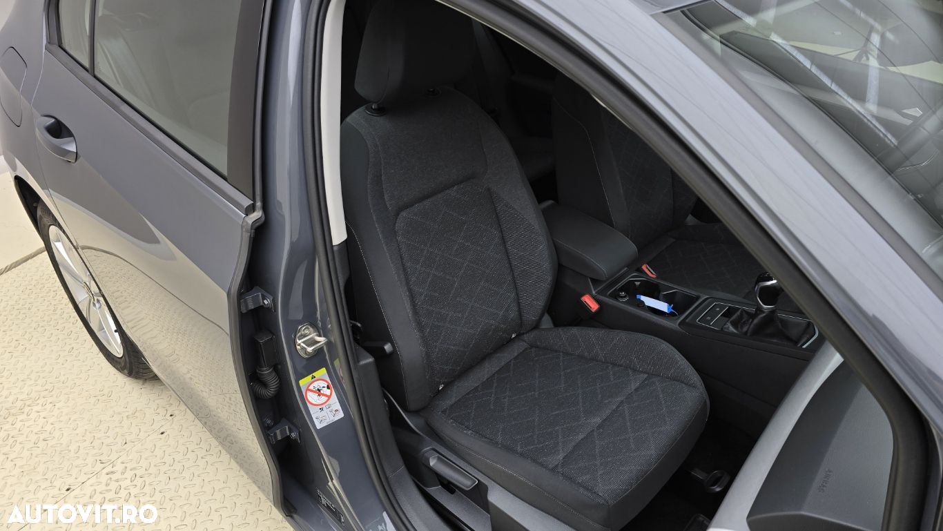 Volkswagen Golf 2.0 TDI Life - 17