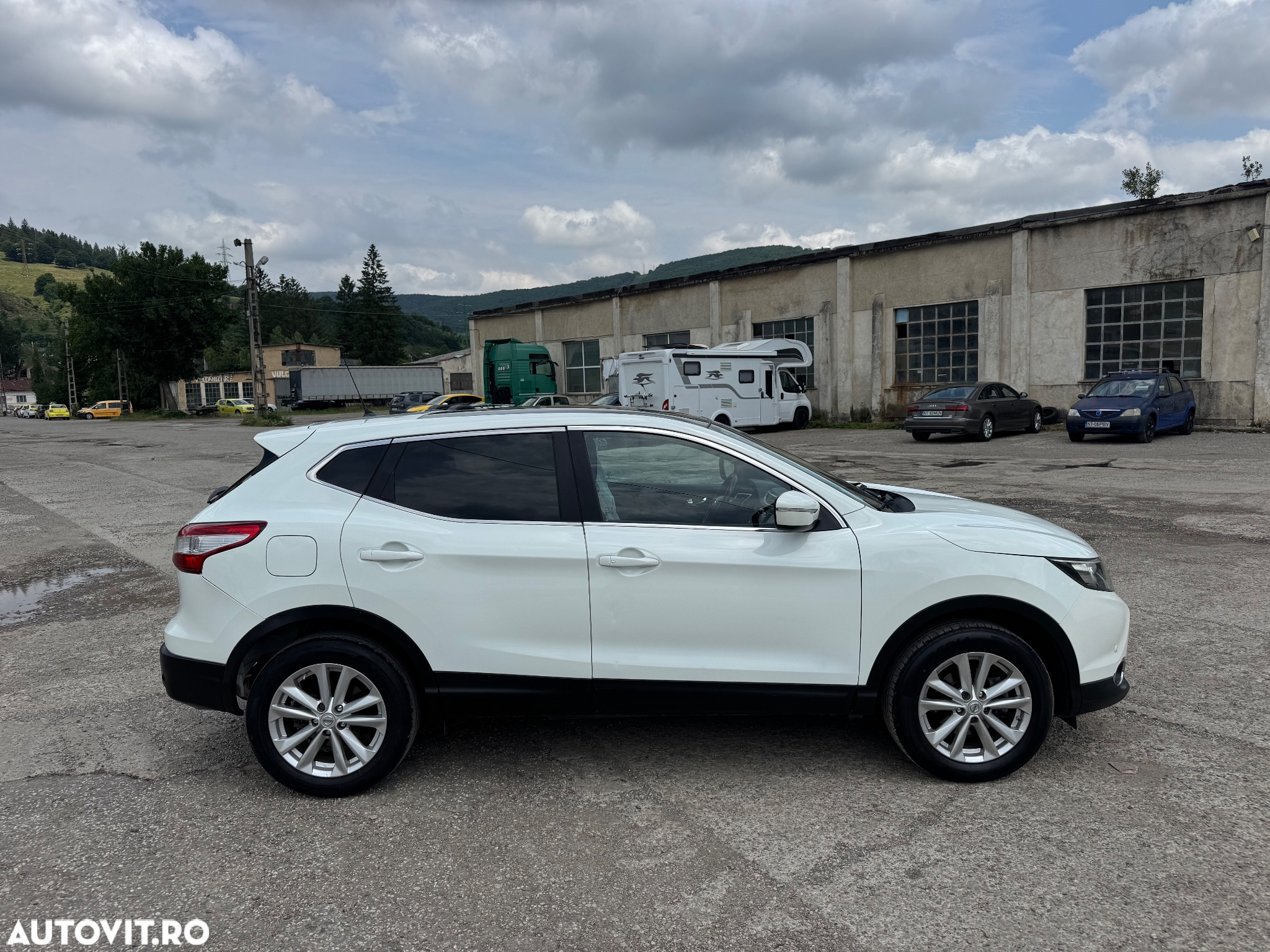 Nissan Qashqai 1.5 DCI TEKNA - 18