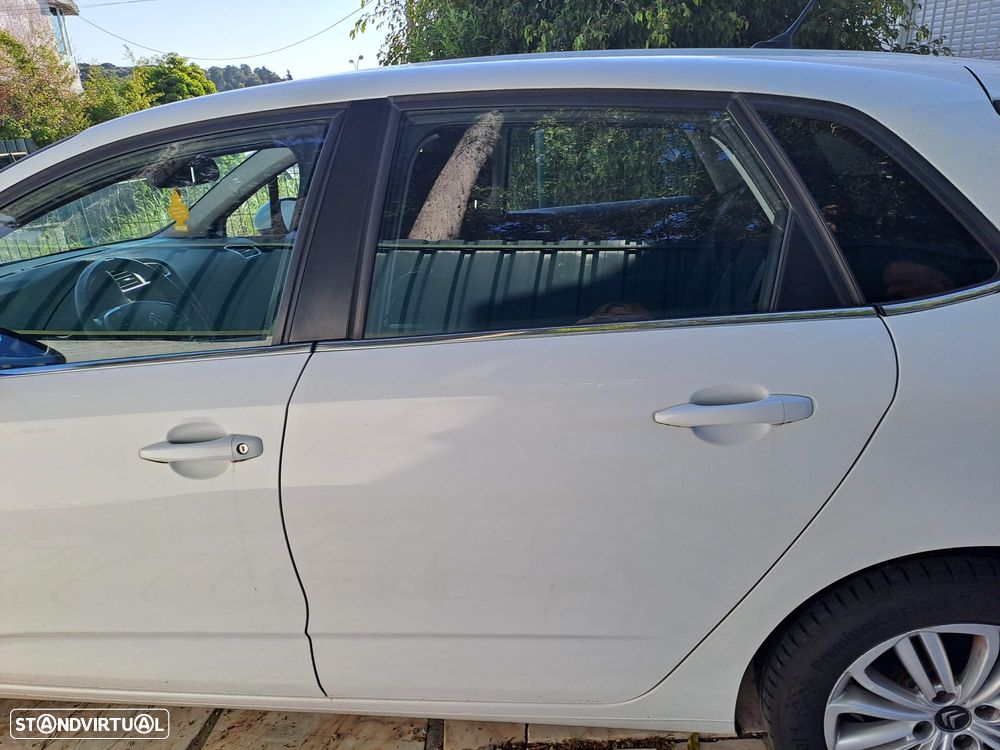 Citroën C4 1.2 PureTech Live - 4