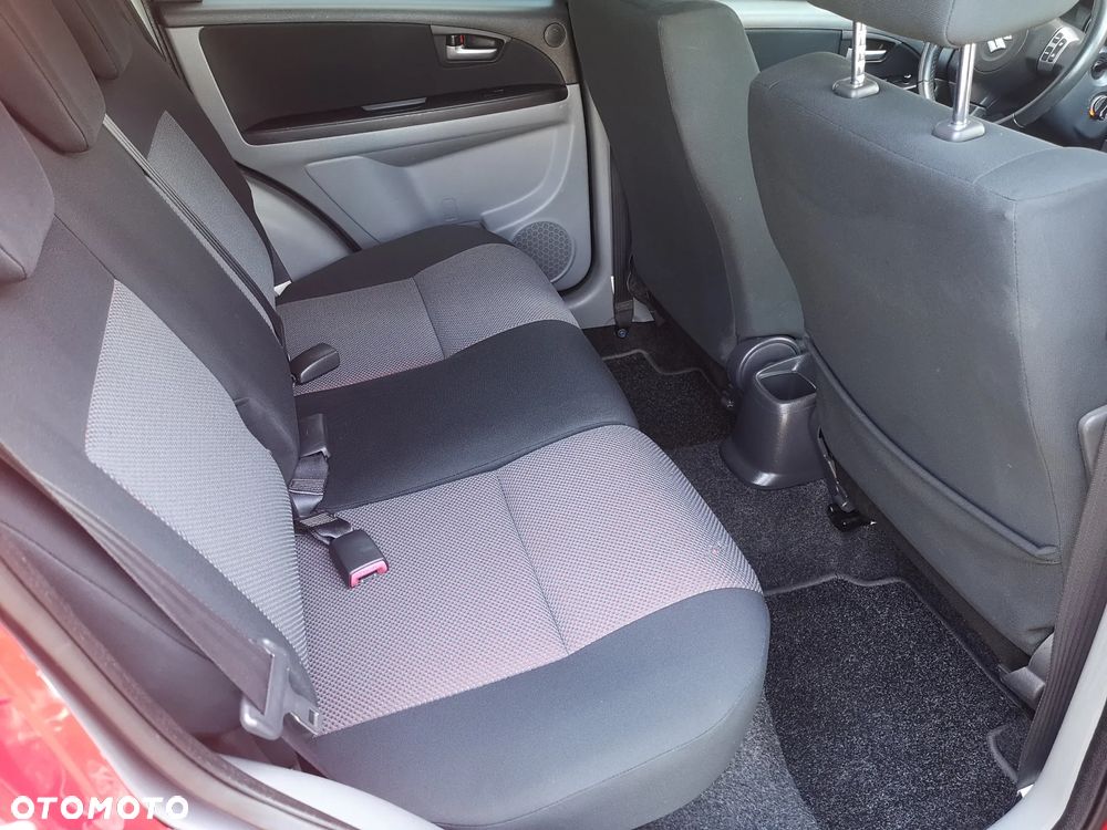 Suzuki SX4 1.6 VVT 4x4 Comfort - 27