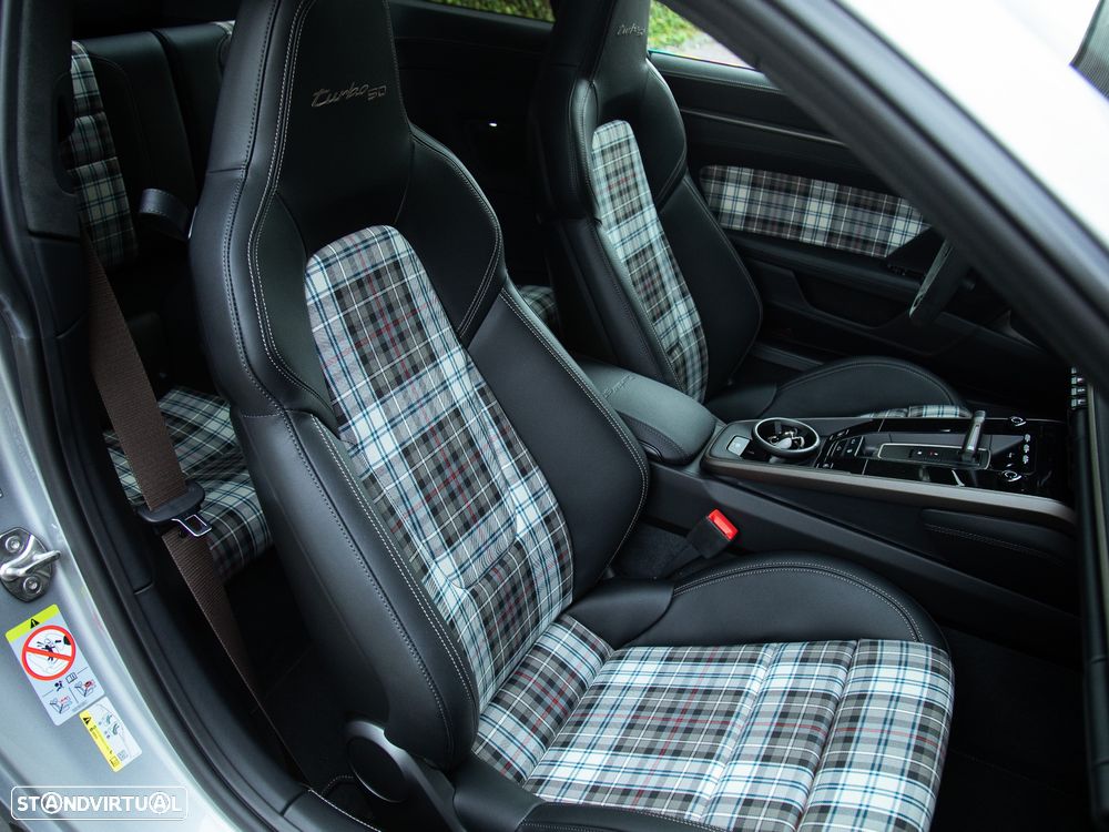 Porsche 911 (992) Turbo 50 Years - 26