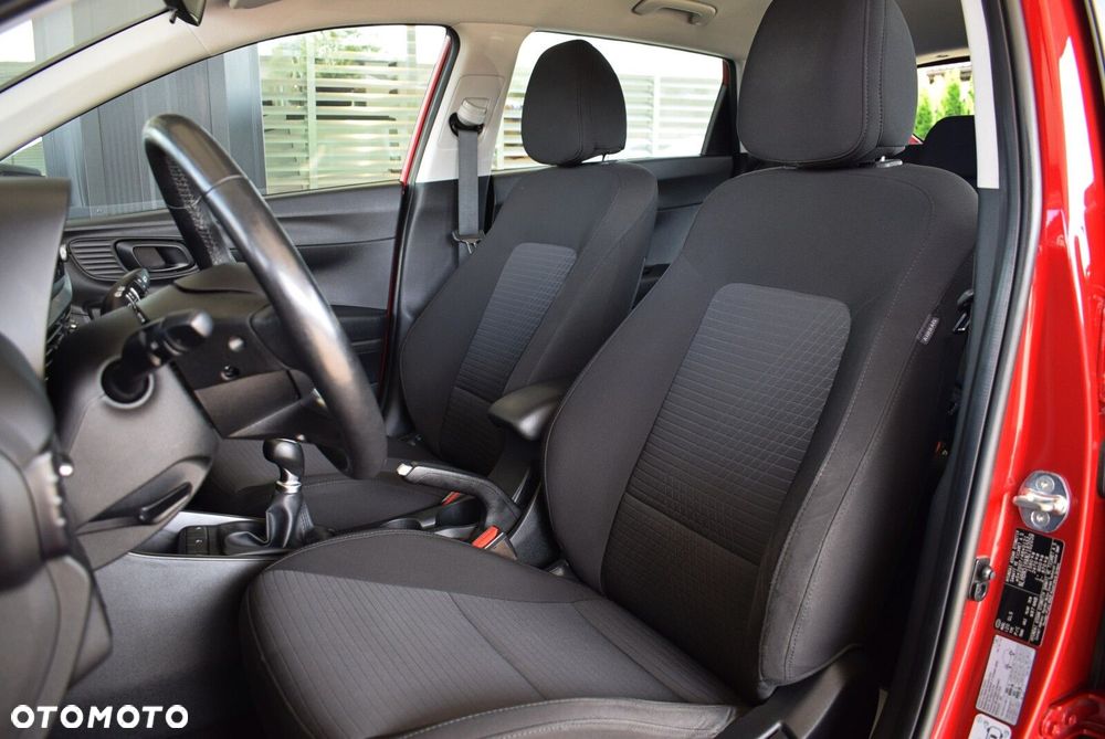 Hyundai i20 1.2 Modern - 13
