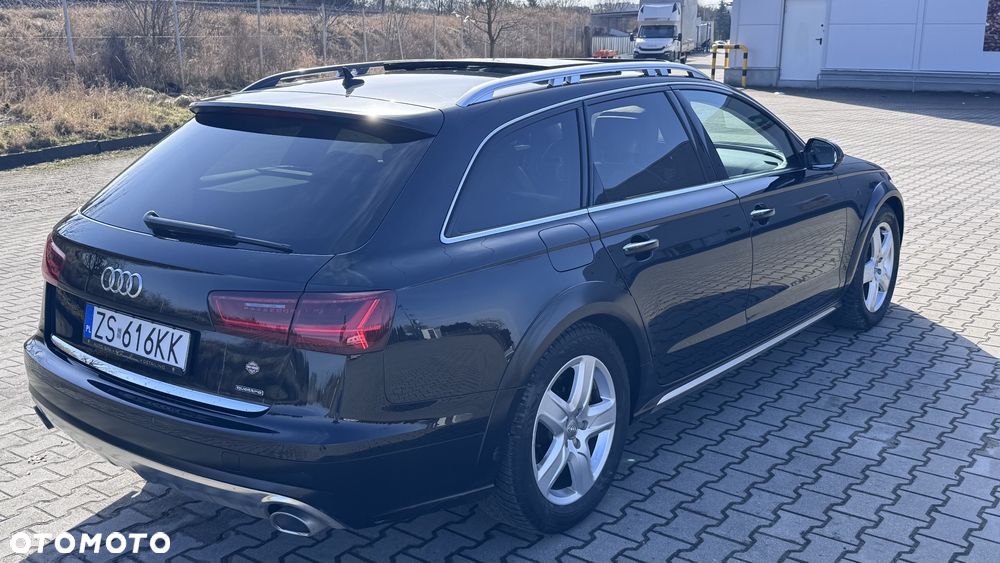 Audi A6 Allroad - 12