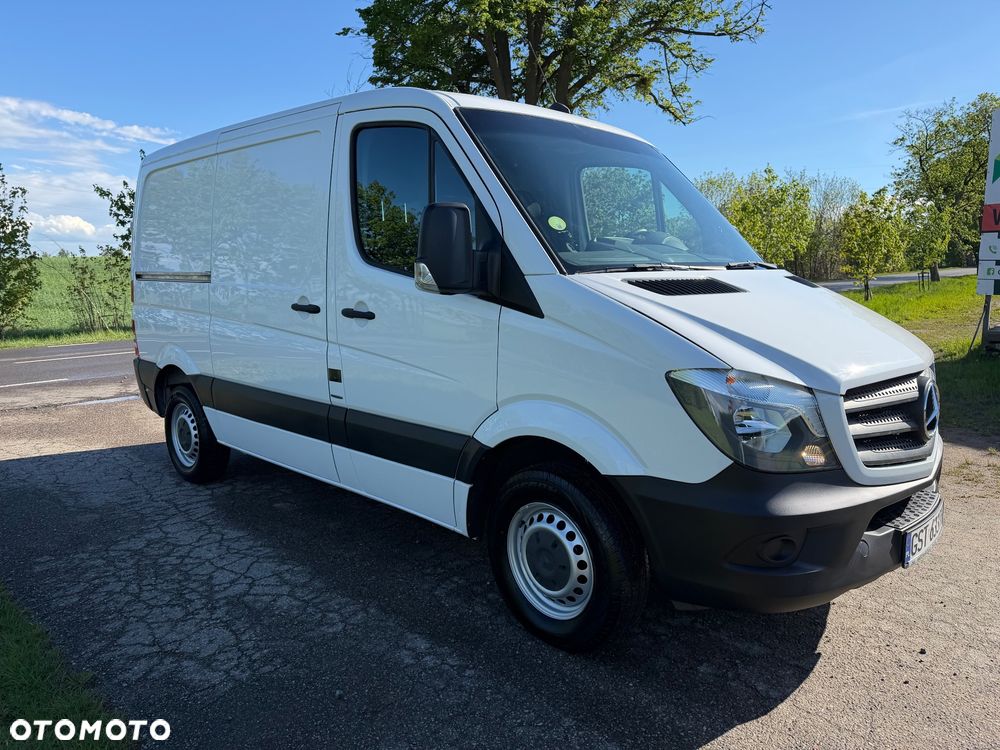 Mercedes-Benz Sprinter - 1