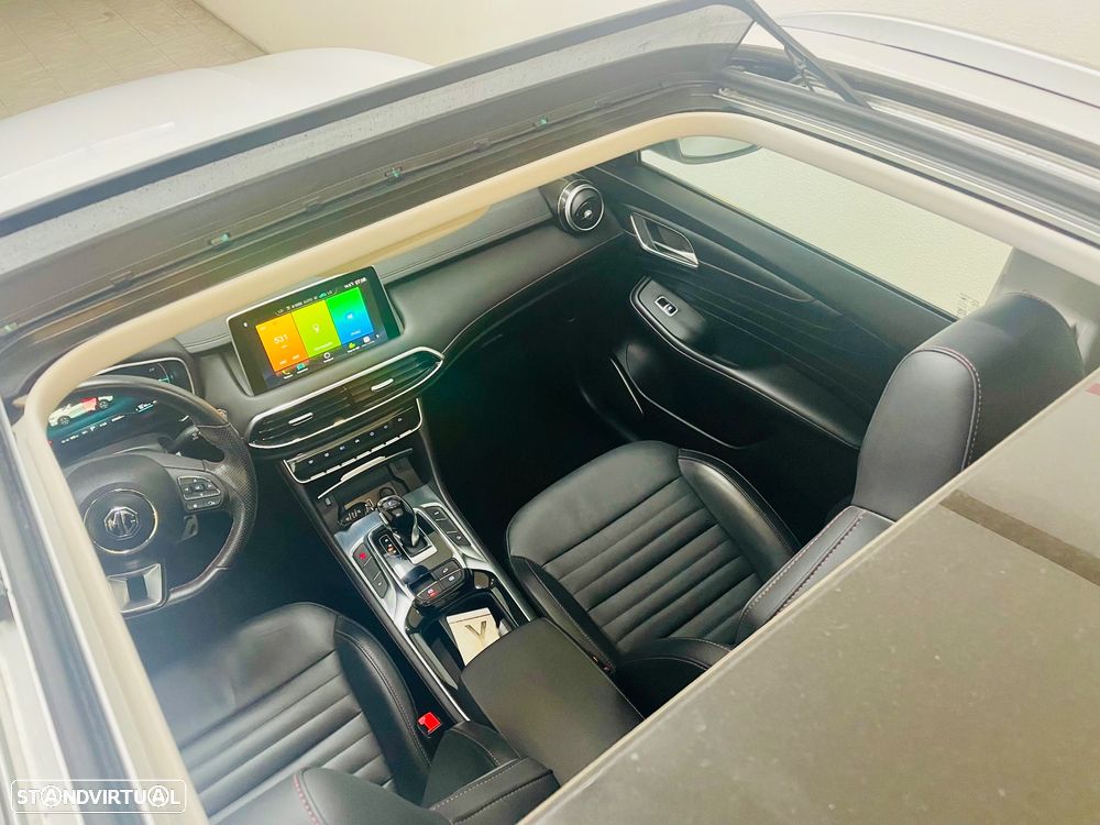 MG EHS 1.5 T-GDI Plug-in Hybrid Luxury - 7