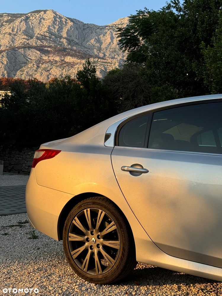 Renault Latitude 2.0 dCi Initiale - 1