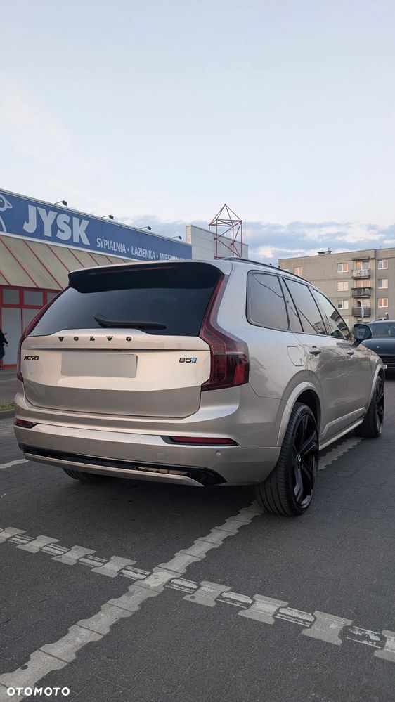 Volvo XC 90 B5 D AWD Ultimate Dark 7os - 2