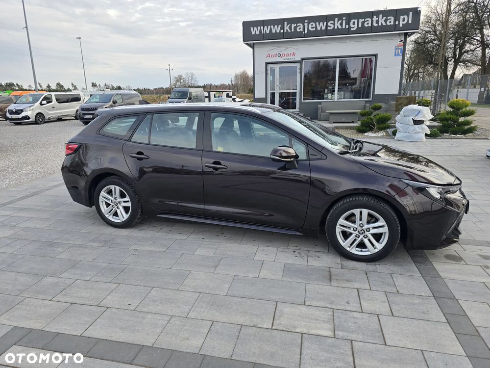 Toyota Corolla ver-1-8-hybrid-comfort - 2