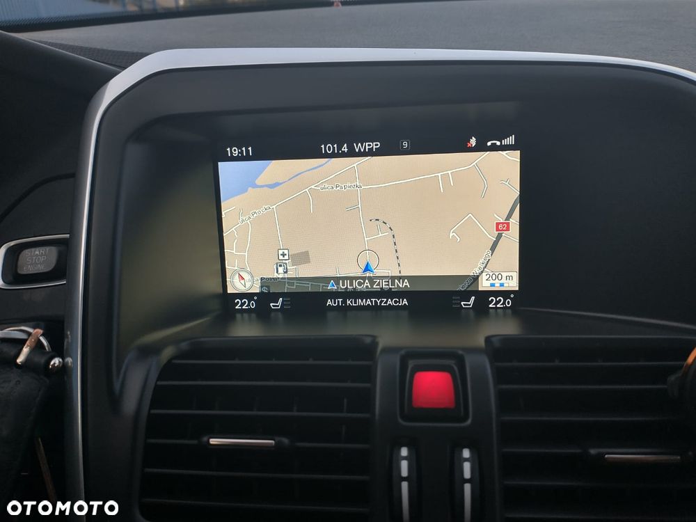 Volvo XC 60 D4 AWD Momentum - 15