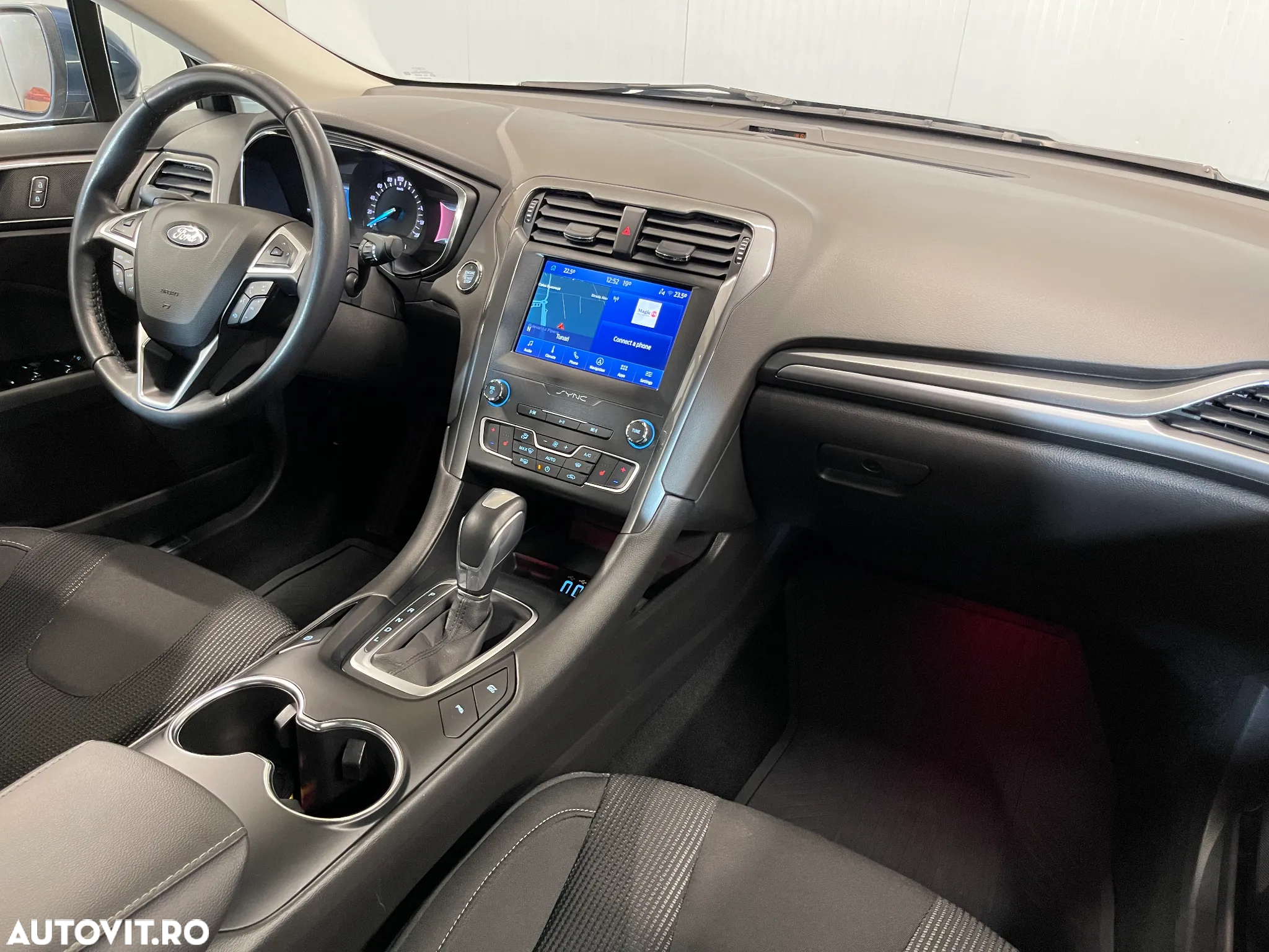 Ford Mondeo 2.0 HEV Titanium - 8