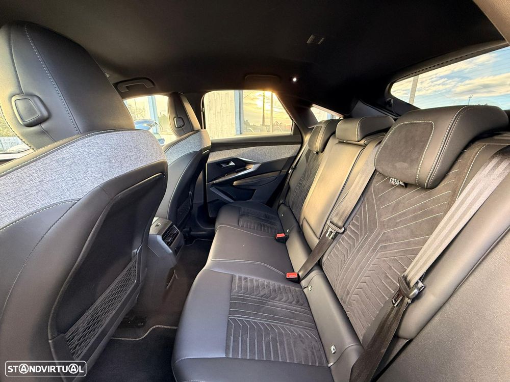 Peugeot 3008 1.2 Hybrid GT e-DCS6 - 14