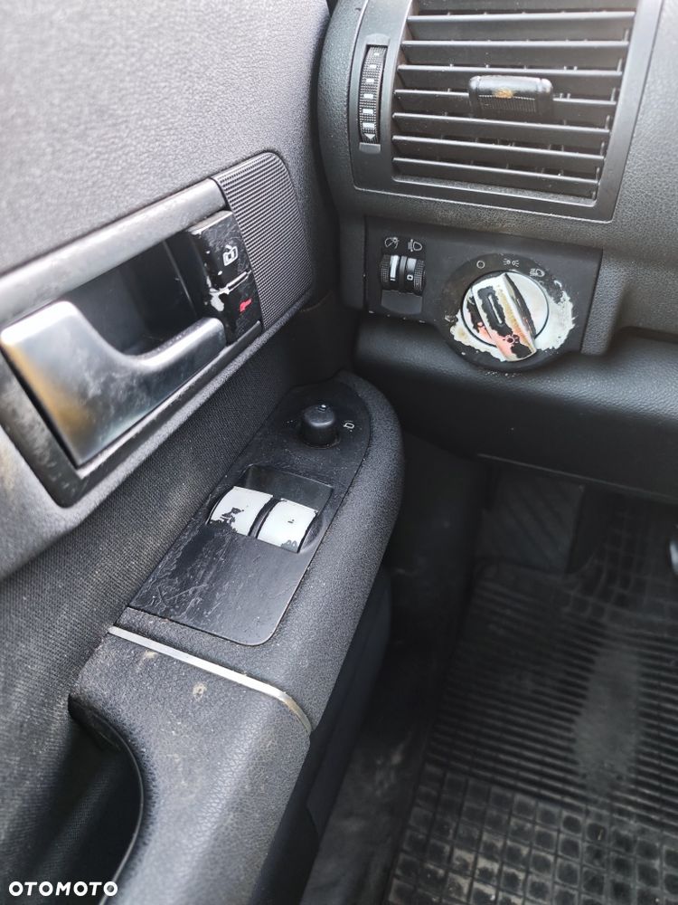 Audi A2 - 5