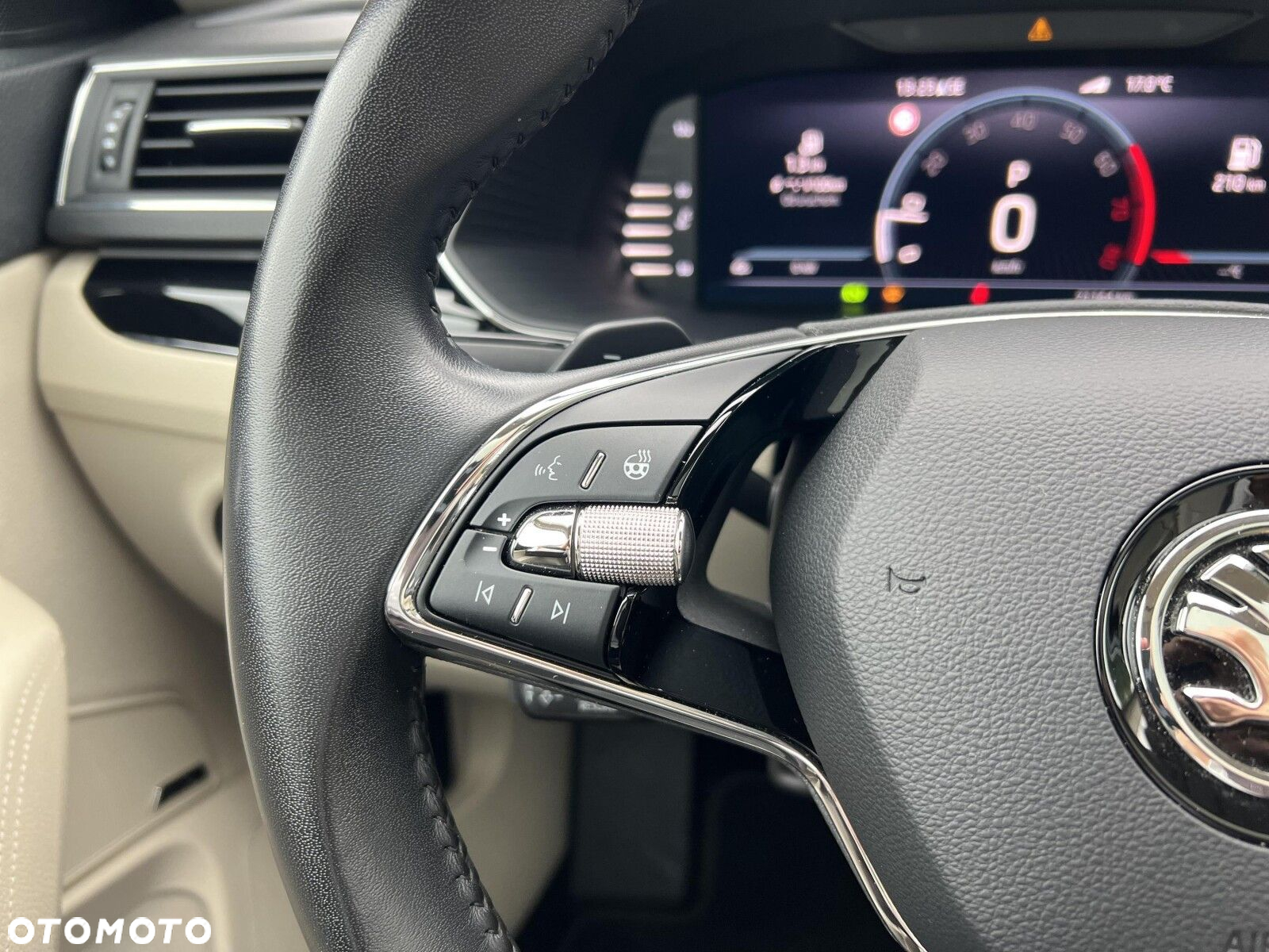 Skoda Superb 2.0 TSI 4x4 L&K DSG - 24