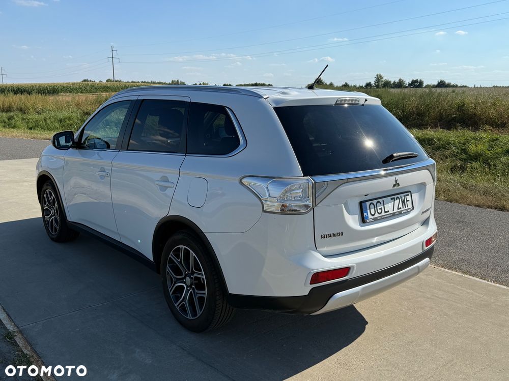 Mitsubishi Outlander 2.2 DID Instyle Navi - 5