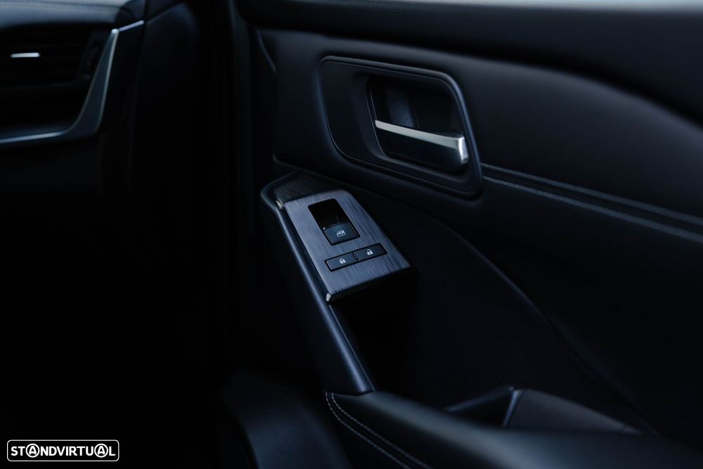 Nissan Qashqai 1.3 DIG-T Acenta - 21