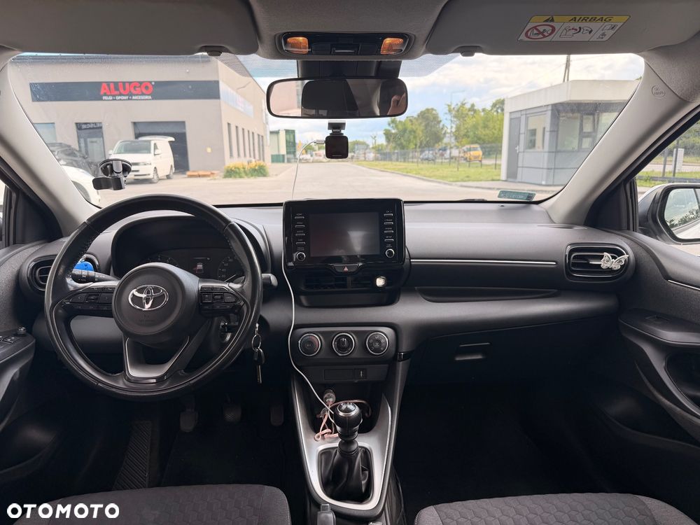 Toyota Yaris 1.5 Comfort - 23
