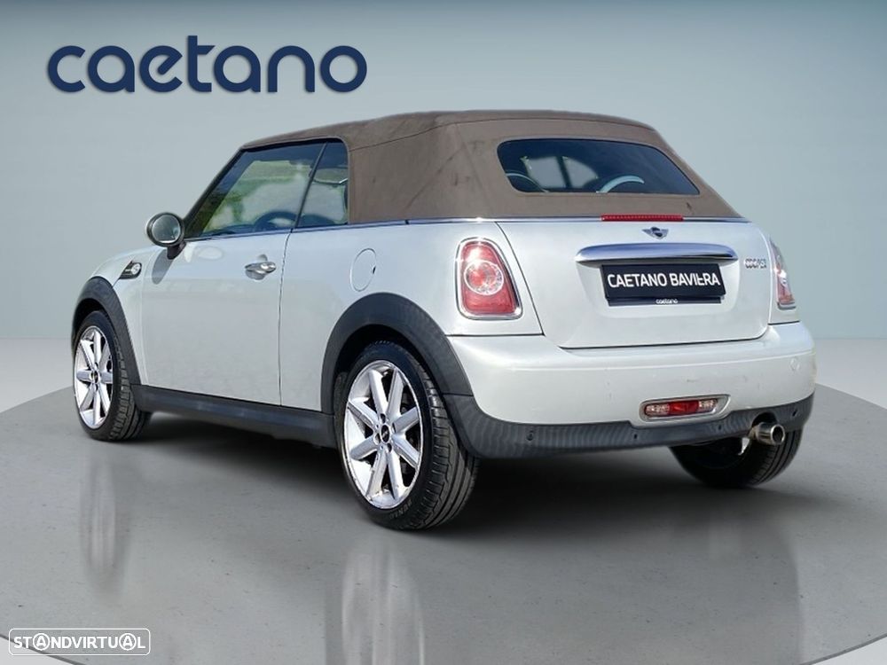 MINI Cabrio Cooper Auto - 22