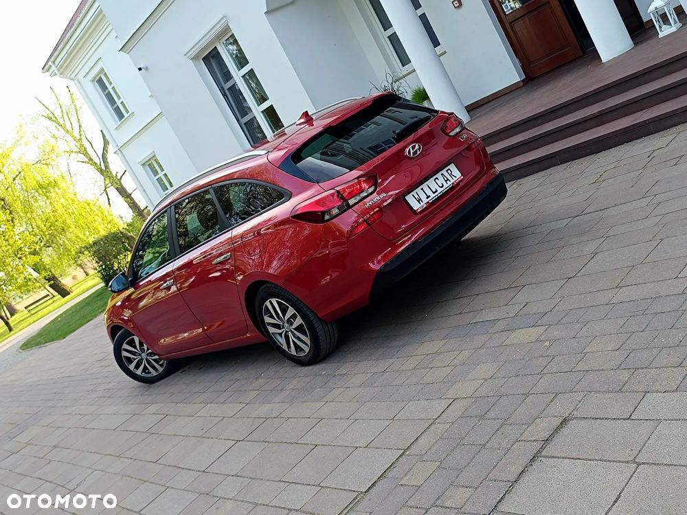 Hyundai i30 blue Kombi 1.6 CRDi Style - 39