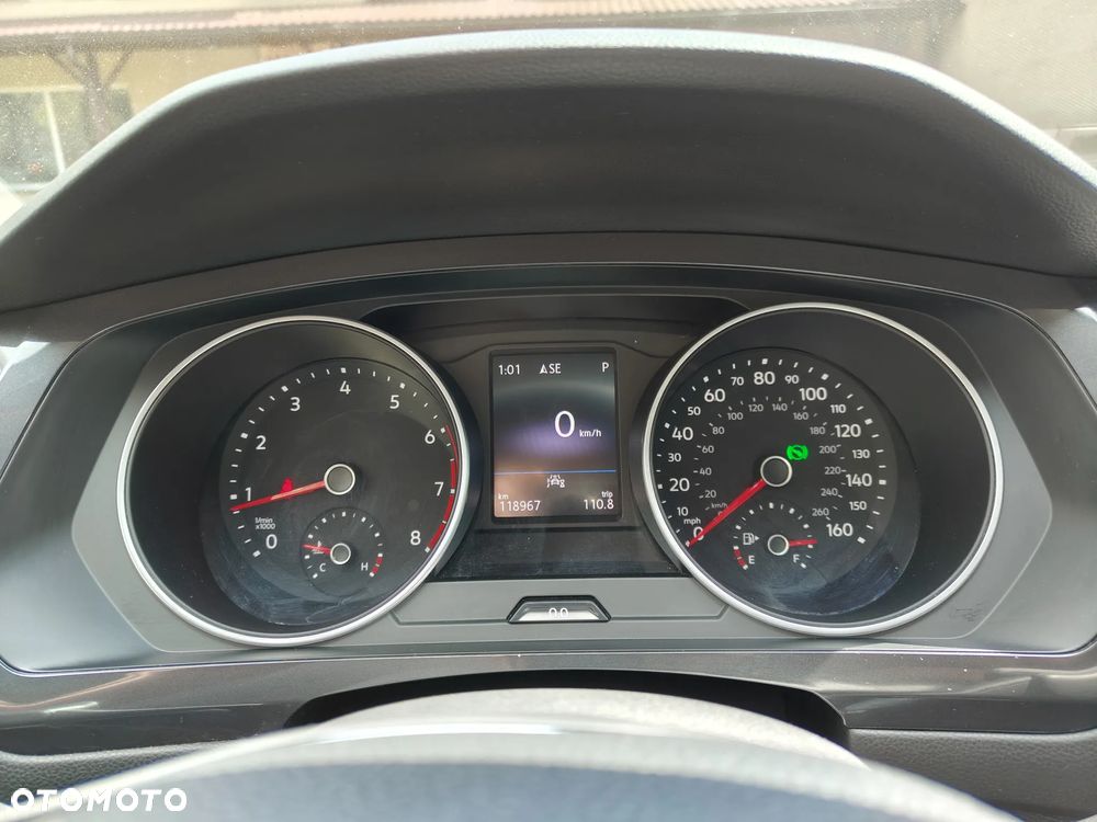 Volkswagen Tiguan Allspace - 15