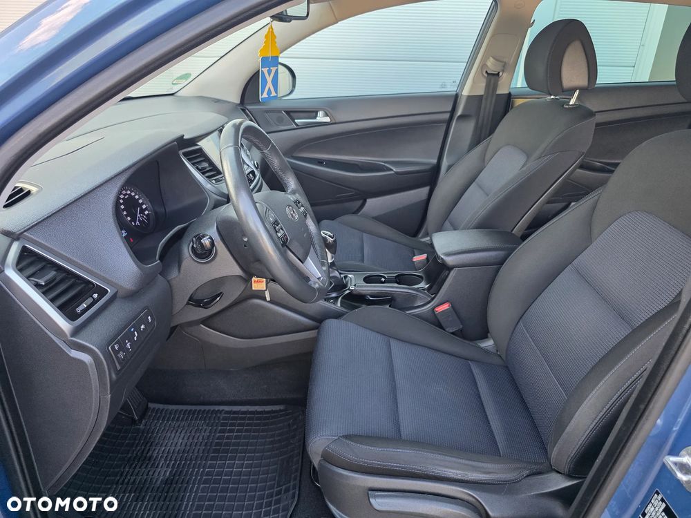Hyundai Tucson blue 1.6 GDi 2WD Navi - 24