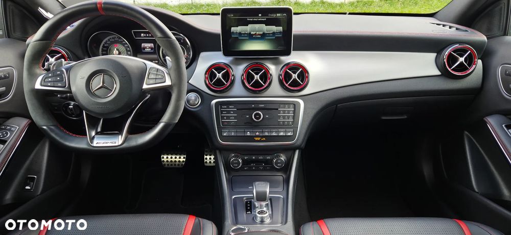 Mercedes-Benz GLA AMG 45 4-Matic - 14