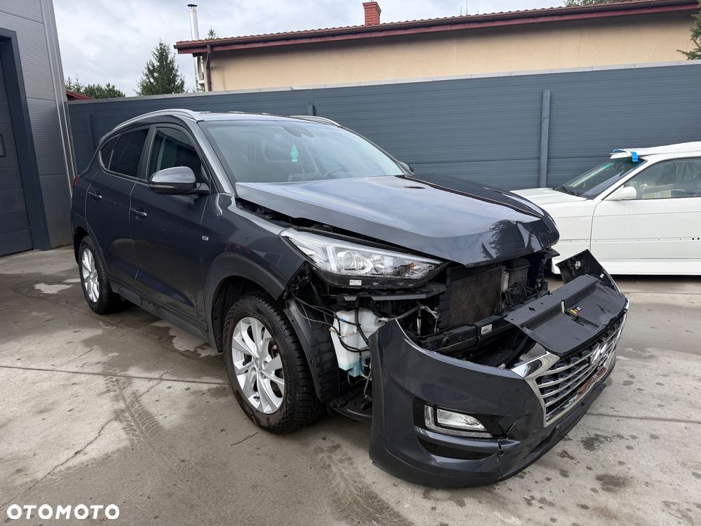 Hyundai Tucson 1.6 CRDi 48V-Hybrid 2WD DCT Select - 9