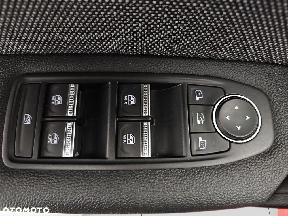 Renault Captur 1.0 TCe Techno - 11