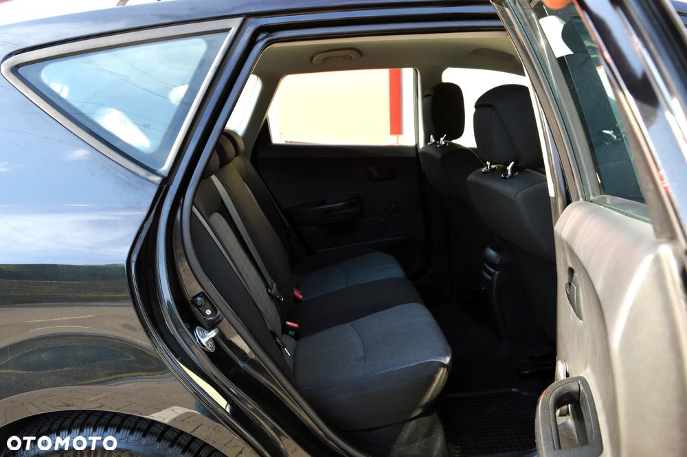 Kia Ceed 1.6 Comfort + - 12