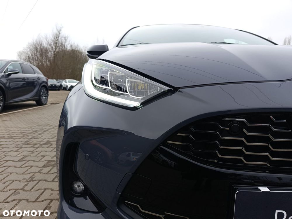 Toyota Yaris Hybrid 1.5 GR Sport - 12