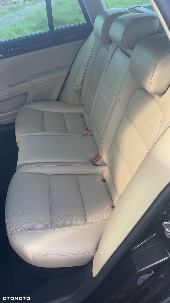 Skoda Superb 2.0 TDI 4x4 Platinum Outdoor DSG - 13