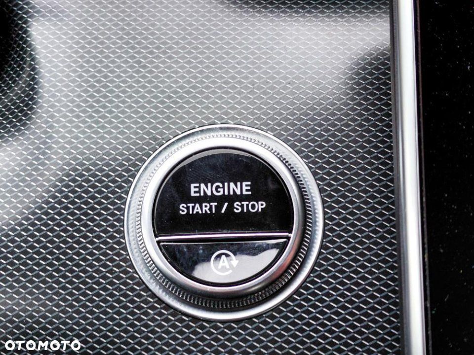 Mercedes-Benz Klasa C - 19