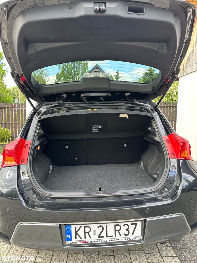 Toyota Auris 1.8 HSD Luna - 7