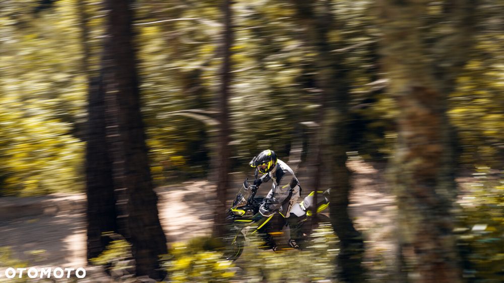 Benelli TRK 702X - 28