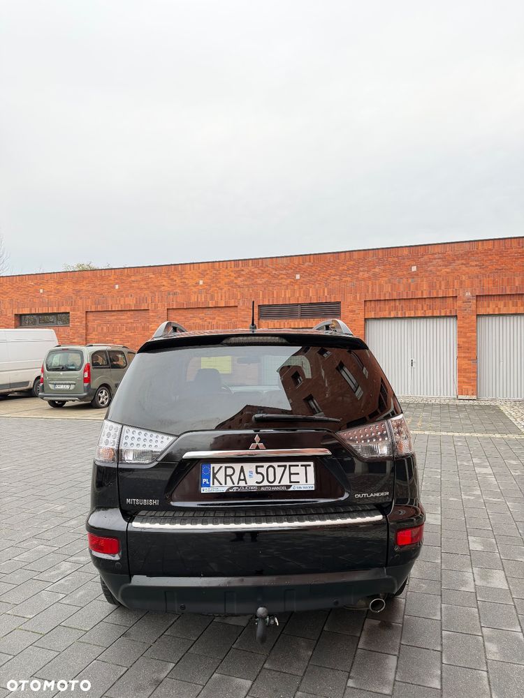 Mitsubishi Outlander 2.0 Intense + 2WD EU5 CVT - 18