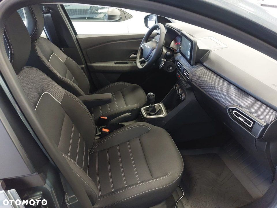 Dacia Sandero - 14