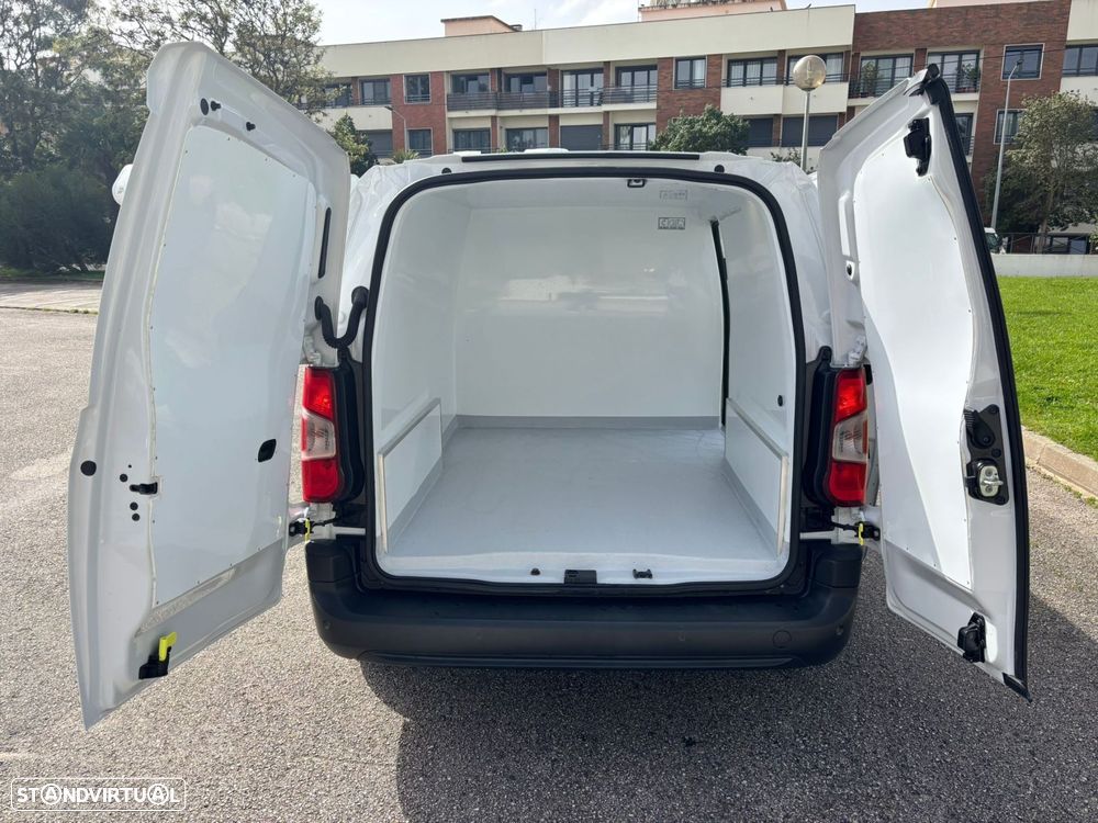 Opel Combo 1.5 102cv 3 LUG - IVA - FIBRADA & ISOTÉRMICA - 10