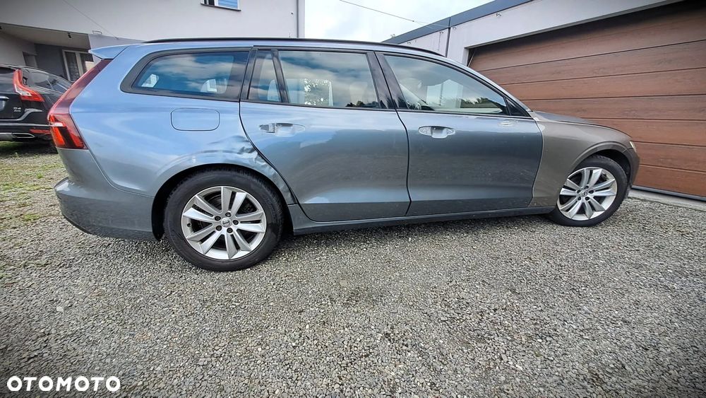 Volvo V60 D4 Geartronic Momentum - 22