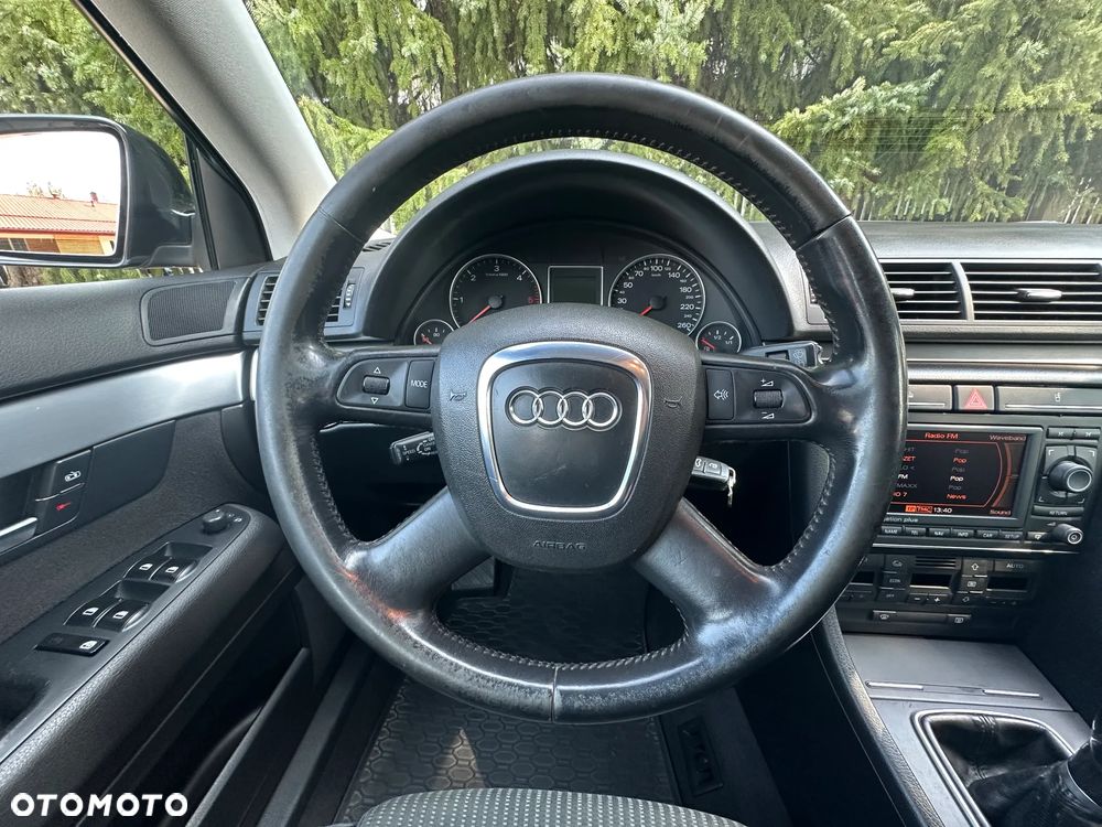 Audi A4 Avant 2.0 TDI DPF - 10