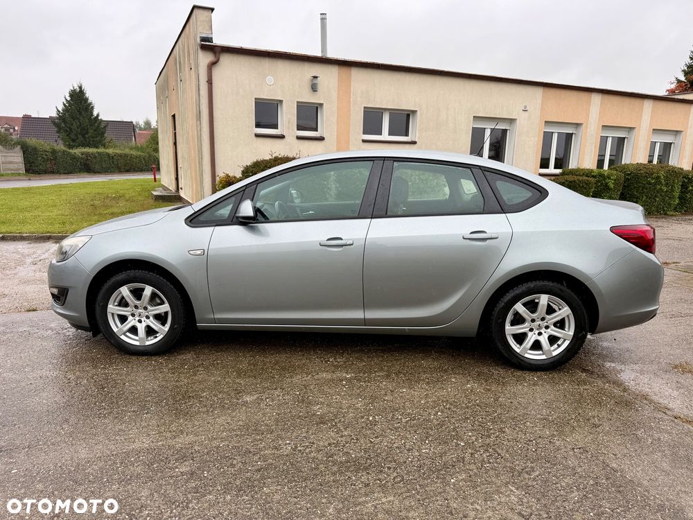 Opel Astra 1.4 Turbo Active - 3