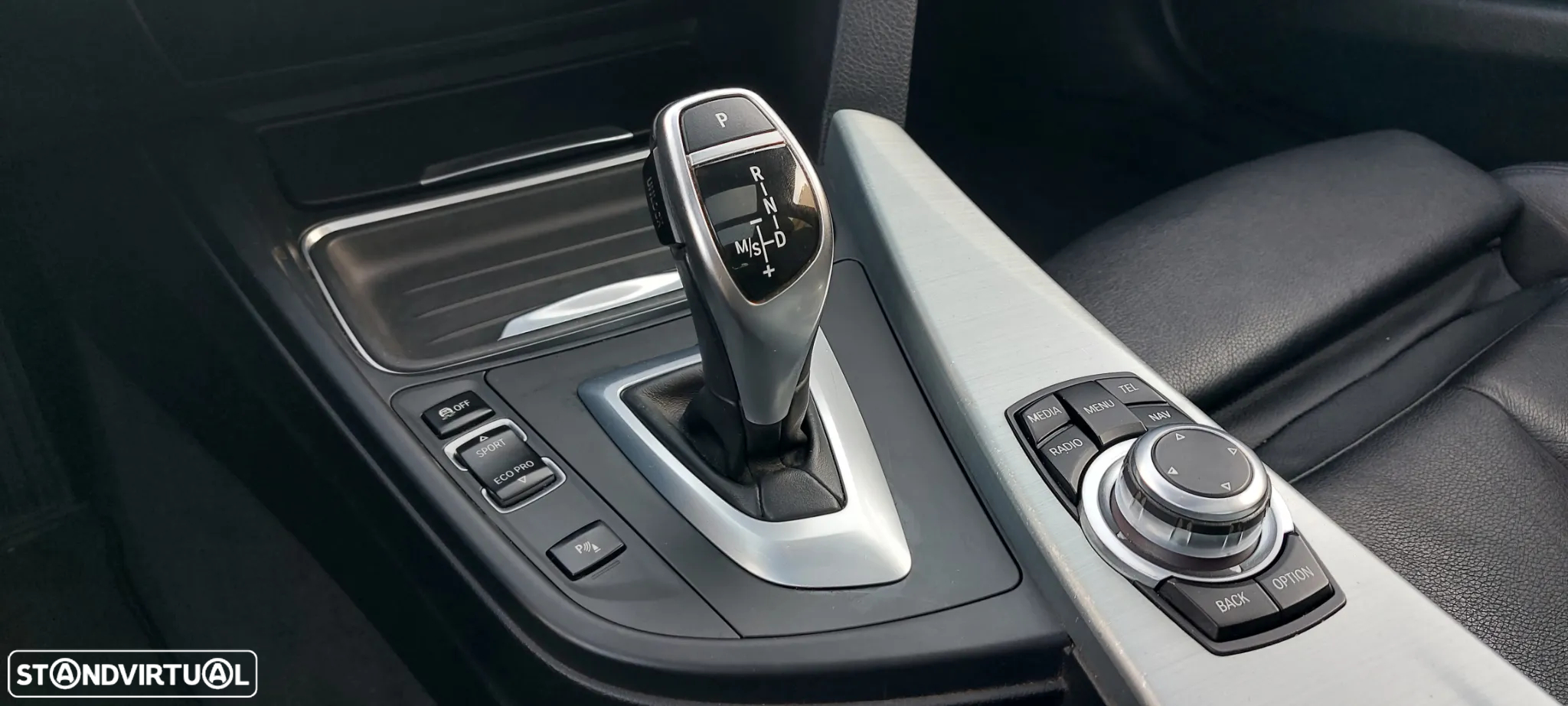 BMW 320 d Touring Auto Line Sport - 34