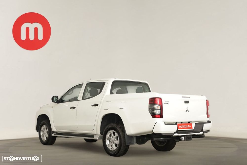 Mitsubishi L200 2.3 DI-D CD Invite 4WD - 3