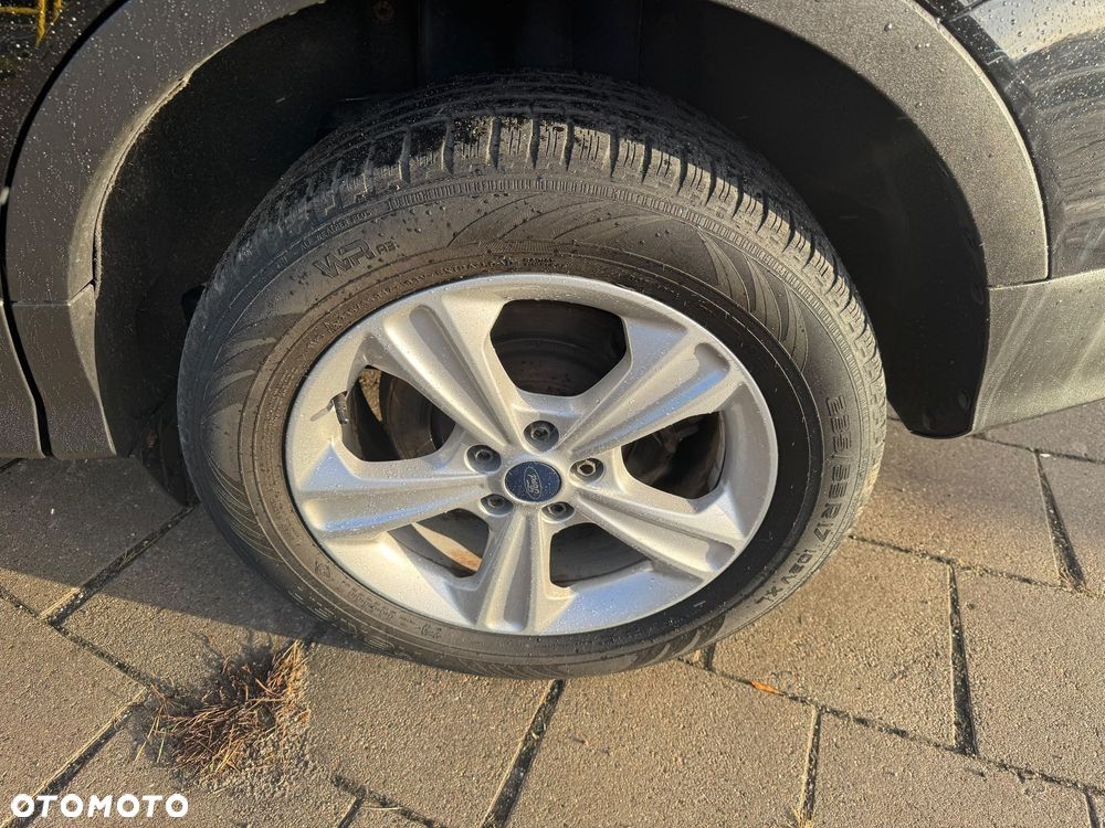 Ford Kuga 1.5 EcoBoost 2x4 Titanium - 13