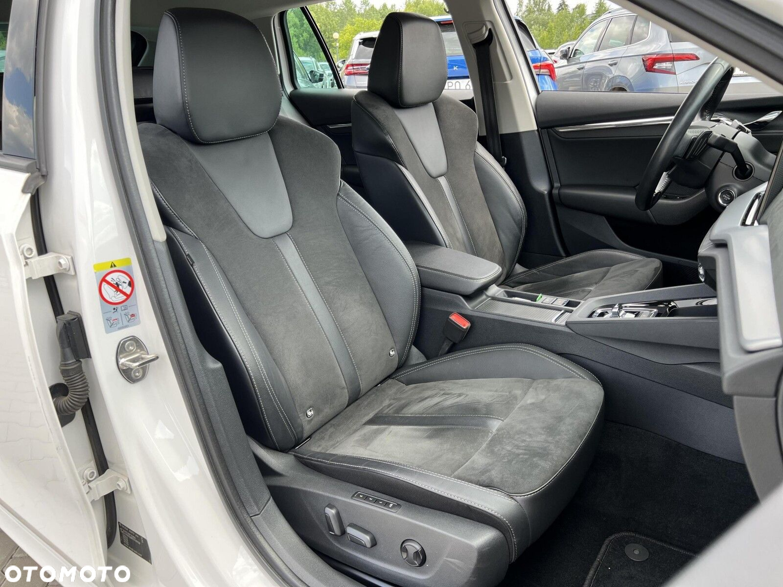 Skoda Octavia 2.0 TDI Style DSG - 12