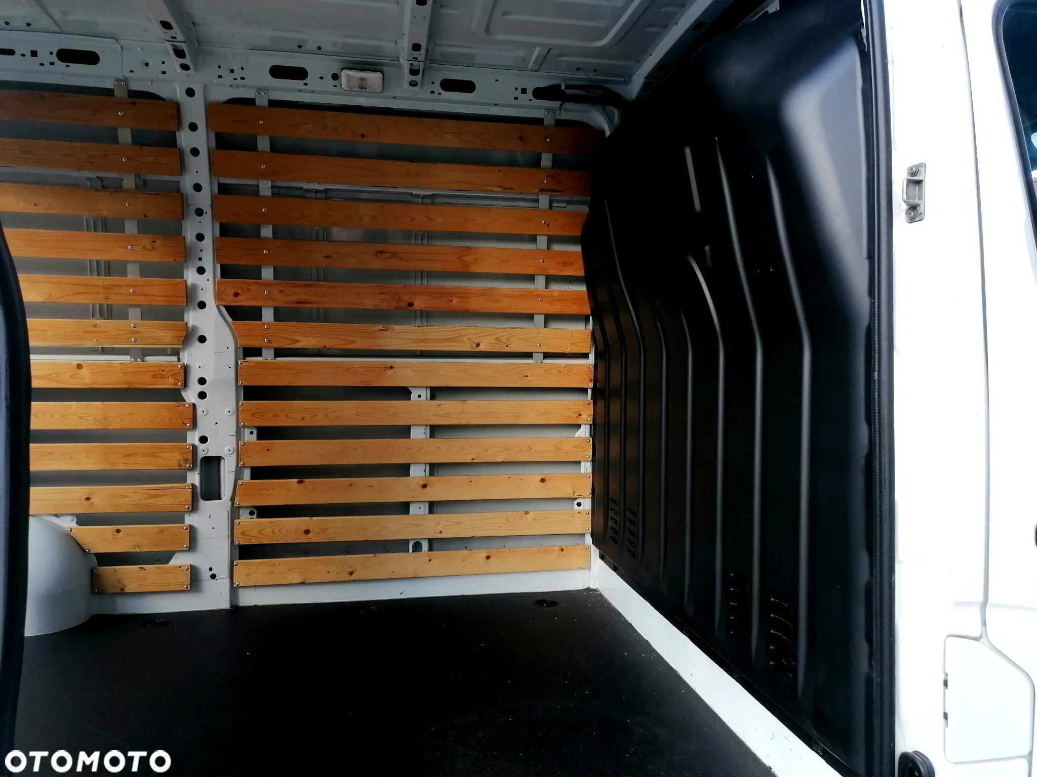 Opel Movano - 11