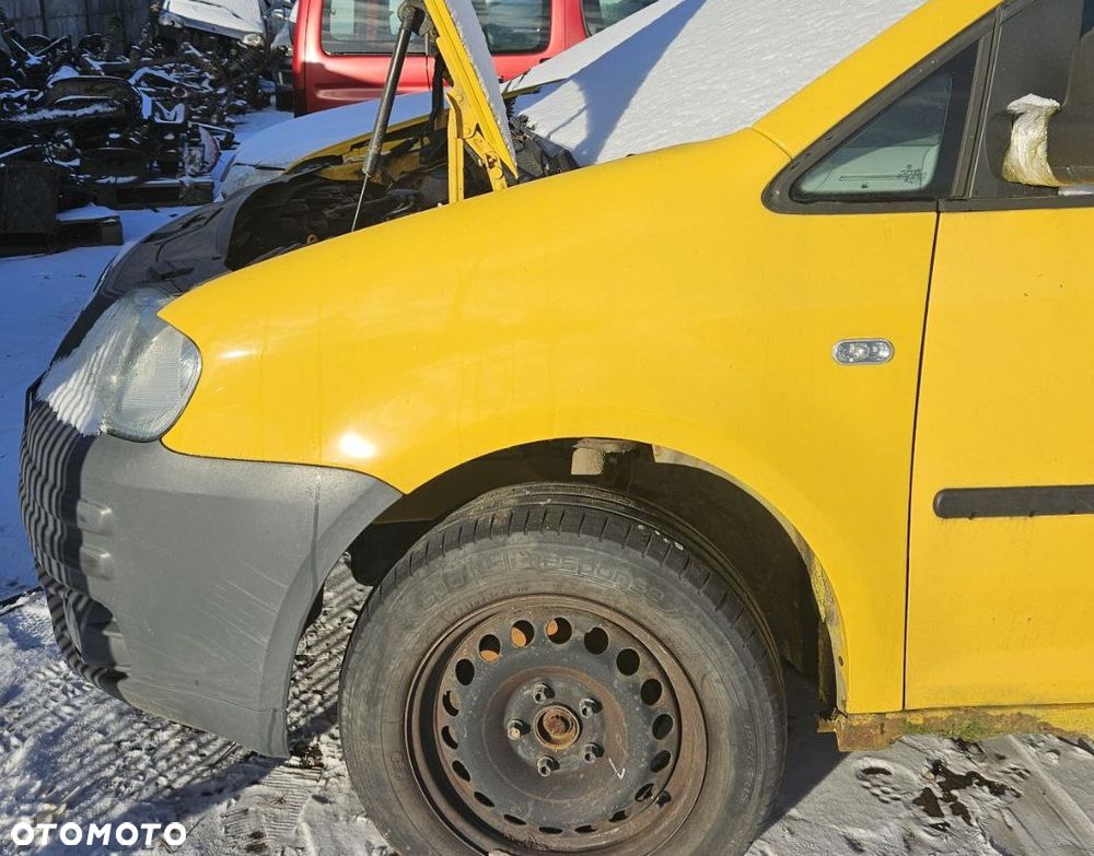 Volkswagen Caddy pojazd na części: maska, zderzak, drzwi, szyby, lusterka, chłodnica - 16